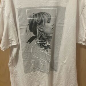 Taylor Swift tee